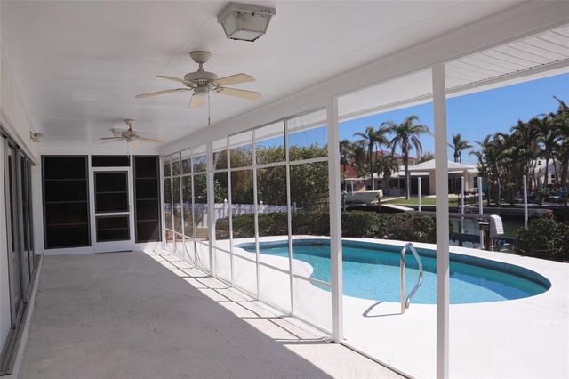618 GLADSTONE LANE, Holmes Beach, FL 34217