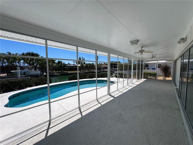 618 GLADSTONE LANE, Holmes Beach, FL 34217