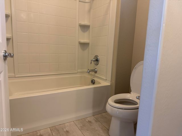 2275 S Agnes Lane, Gilbert, AZ 85295