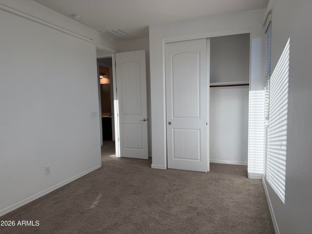 2275 S Agnes Lane, Gilbert, AZ 85295