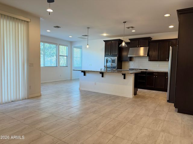 2275 S Agnes Lane, Gilbert, AZ 85295