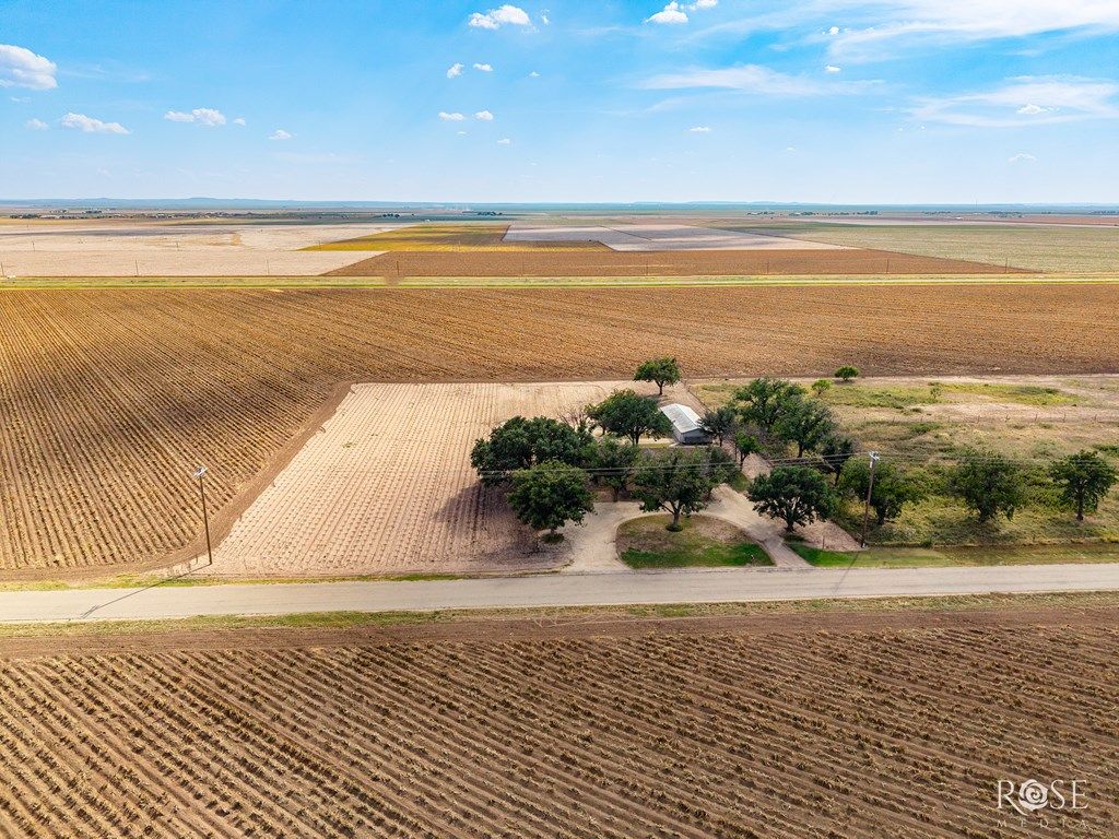 Image 5 of property listing at 3069 Fairview School Rd, San Angelo, TX 76904