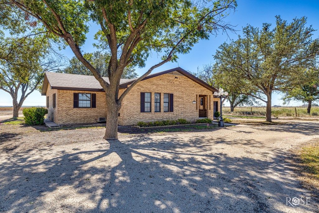 Image 9 of property listing at 3069 Fairview School Rd, San Angelo, TX 76904