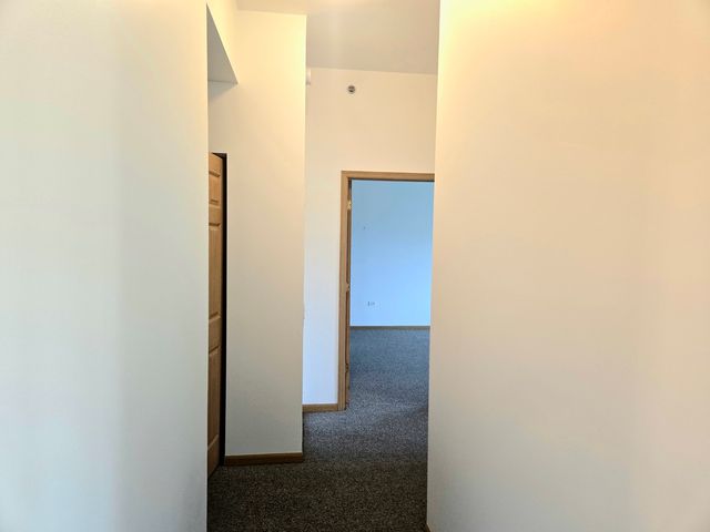 100 W Roosevelt Avenue 510, Bensenville, IL 60106