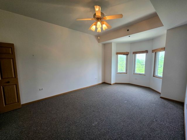 100 W Roosevelt Avenue 510, Bensenville, IL 60106