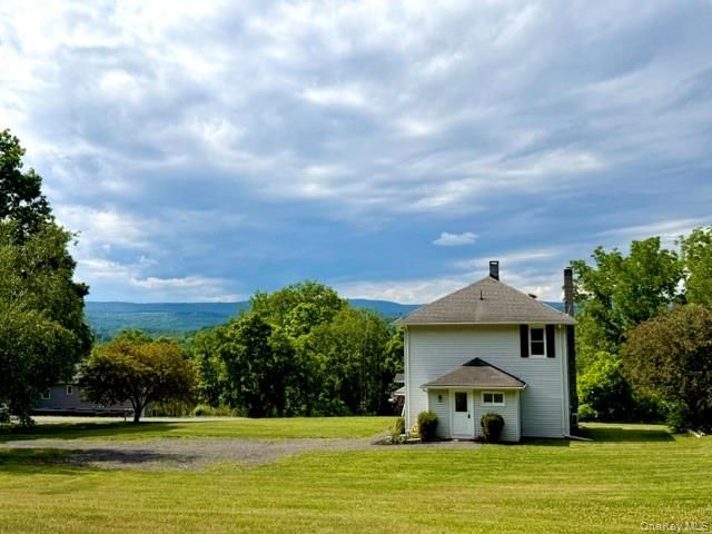 40 Highland Avenue, Kerhonkson, NY 12446