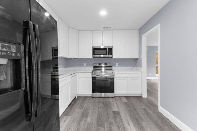 2222 Salem Drive, Carrollton, TX 75006