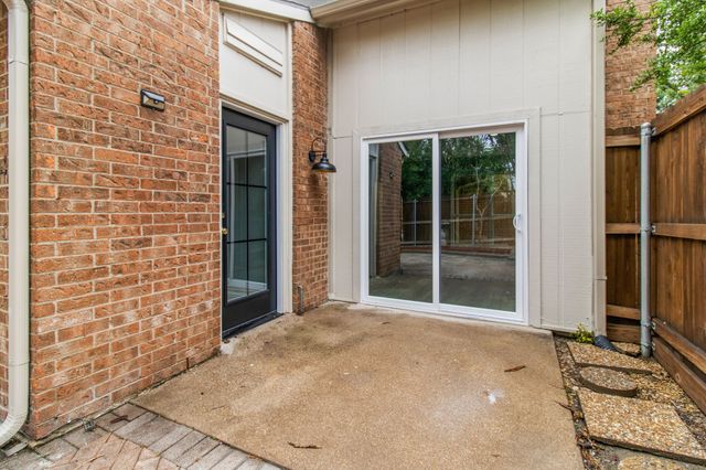 2222 Salem Drive, Carrollton, TX 75006