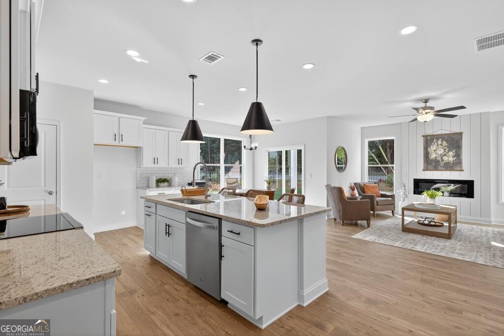 169 Windsor Park Court, Jefferson, GA 30549 — photo 3