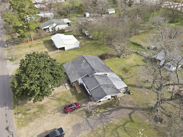 152 County Road 4310, Winnsboro, TX 75494