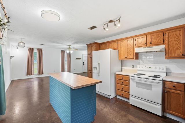 4535 Graham Drive, Conway, AR 72034