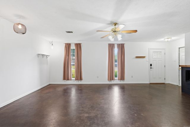 4535 Graham Drive, Conway, AR 72034