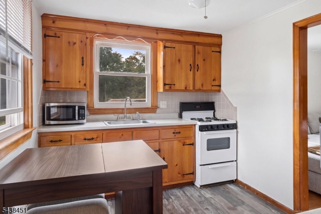 342 S Branch Rd, Hillsborough Twp., NJ 08844 — photo 5