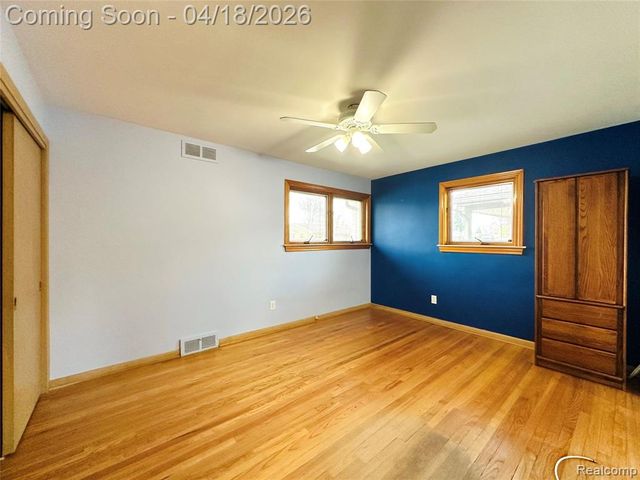 23213 Greencrest Street, Saint Clair Shores, MI 48080