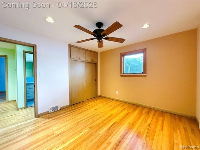 23213 Greencrest Street, Saint Clair Shores, MI 48080