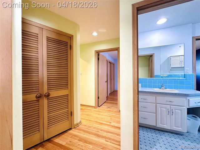 23213 Greencrest Street, Saint Clair Shores, MI 48080