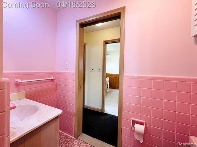 23213 Greencrest Street, Saint Clair Shores, MI 48080