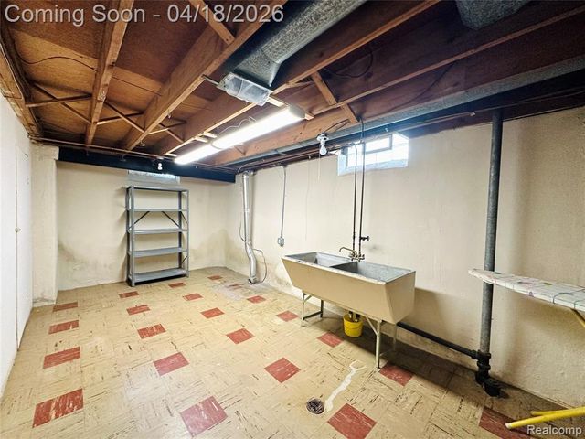 23213 Greencrest Street, Saint Clair Shores, MI 48080