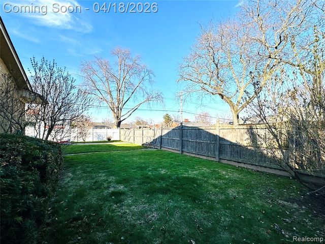 23213 Greencrest Street, Saint Clair Shores, MI 48080