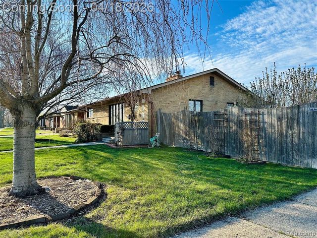 23213 Greencrest Street, Saint Clair Shores, MI 48080