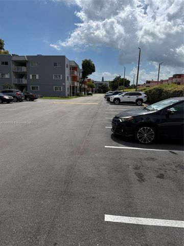 11301 SW 200th St 305-A, Miami, FL 33157