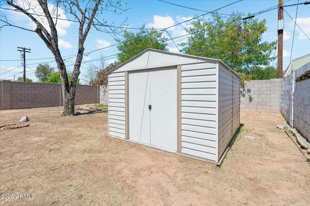 2218 E YALE Street, Phoenix, AZ 85006