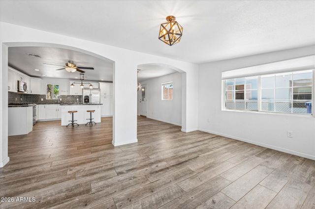 2218 E YALE Street, Phoenix, AZ 85006