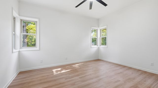 110 Point Cir, Tullahoma, TN 37388
