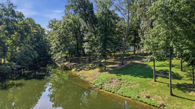 110 Point Cir, Tullahoma, TN 37388