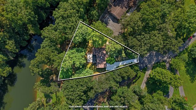 110 Point Cir, Tullahoma, TN 37388