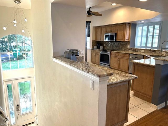 9030 Las Maderas DR 201, Bonita Springs, FL 34135