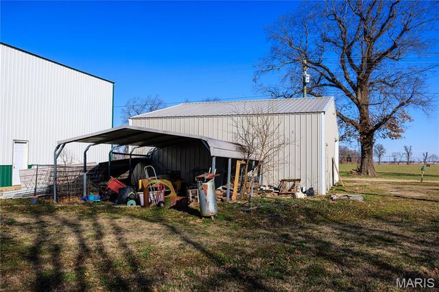5731 W 408th Road, Bertrand, MO 63823