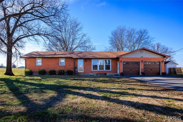 5731 W 408th Road, Bertrand, MO 63823