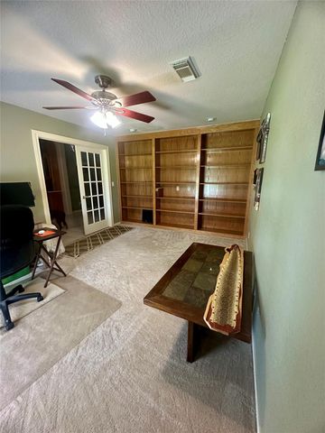 1614 Avenue Q, Santa Fe, TX 77510