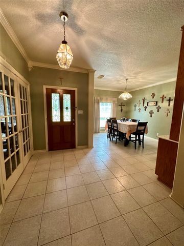 1614 Avenue Q, Santa Fe, TX 77510