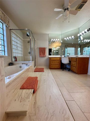 1614 Avenue Q, Santa Fe, TX 77510