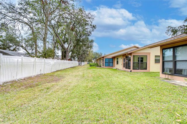 38351 IRONWOOD PLACE NA, Zephyrhills, FL 33542