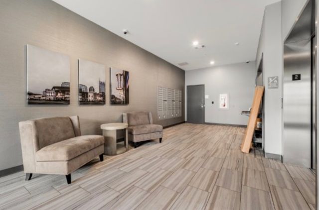 2407 8th Ave S Apt 208, Nashville, TN 37204