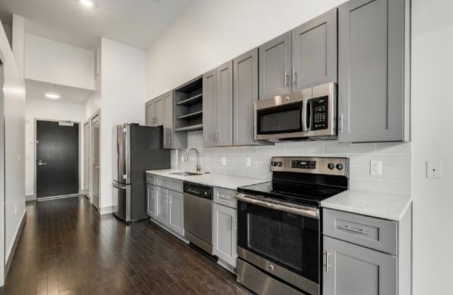 2407 8th Ave S Apt 208, Nashville, TN 37204