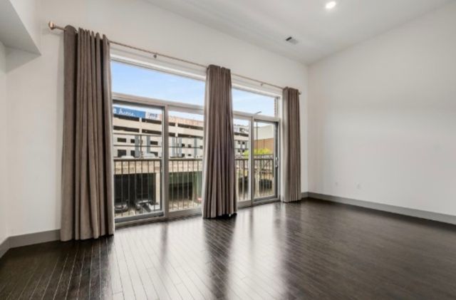 2407 8th Ave S Apt 208, Nashville, TN 37204