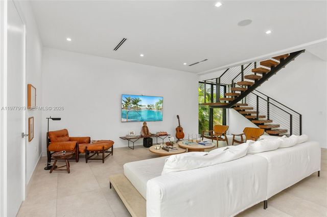 2225 SW 18th Avenue, Miami, FL 33145