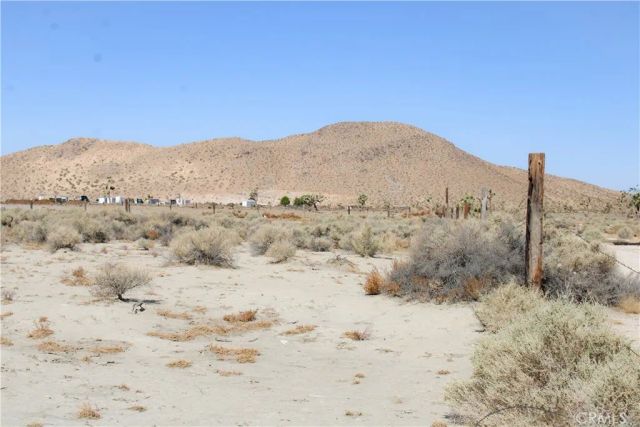 4 Markham, El Mirage, CA 92301