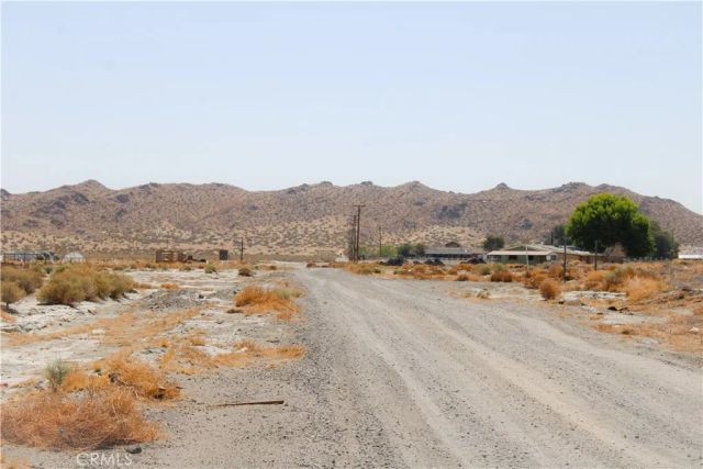4 Markham, El Mirage, CA 92301