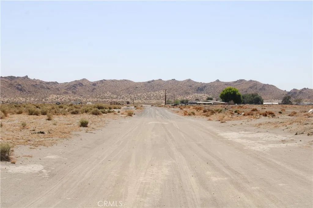 4 Markham, El Mirage, CA 92301