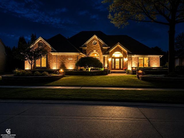 47351 Bobwhite Lane, Shelby Twp, MI 48315