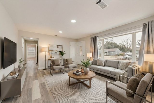 1405 Inwood Boulevard, Garland, TX 75042