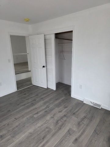 6 French St AA, Billerica, MA 01821