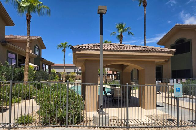 16820 E La Montana Drive 103, Fountain Hills, AZ 85268