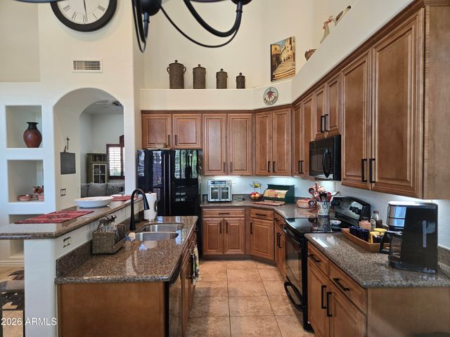 16820 E La Montana Drive 103, Fountain Hills, AZ 85268
