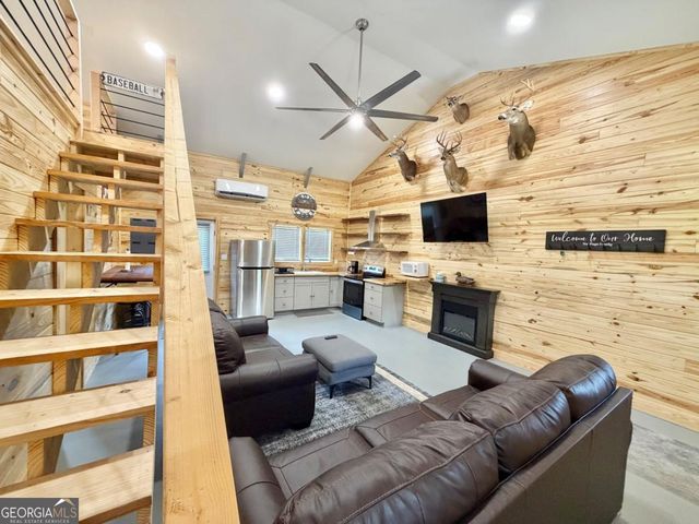 111 Dead River Road, Glenwood, GA 30428